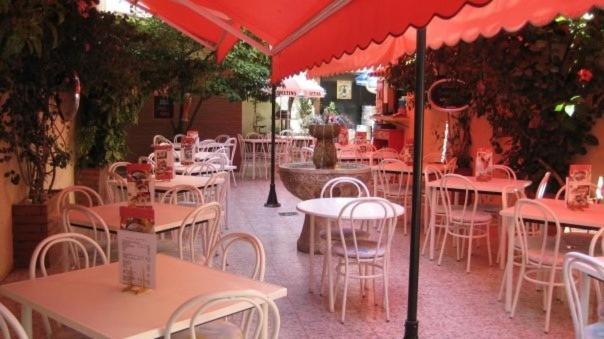 Pension Casa Austria Calella Ngoại thất bức ảnh